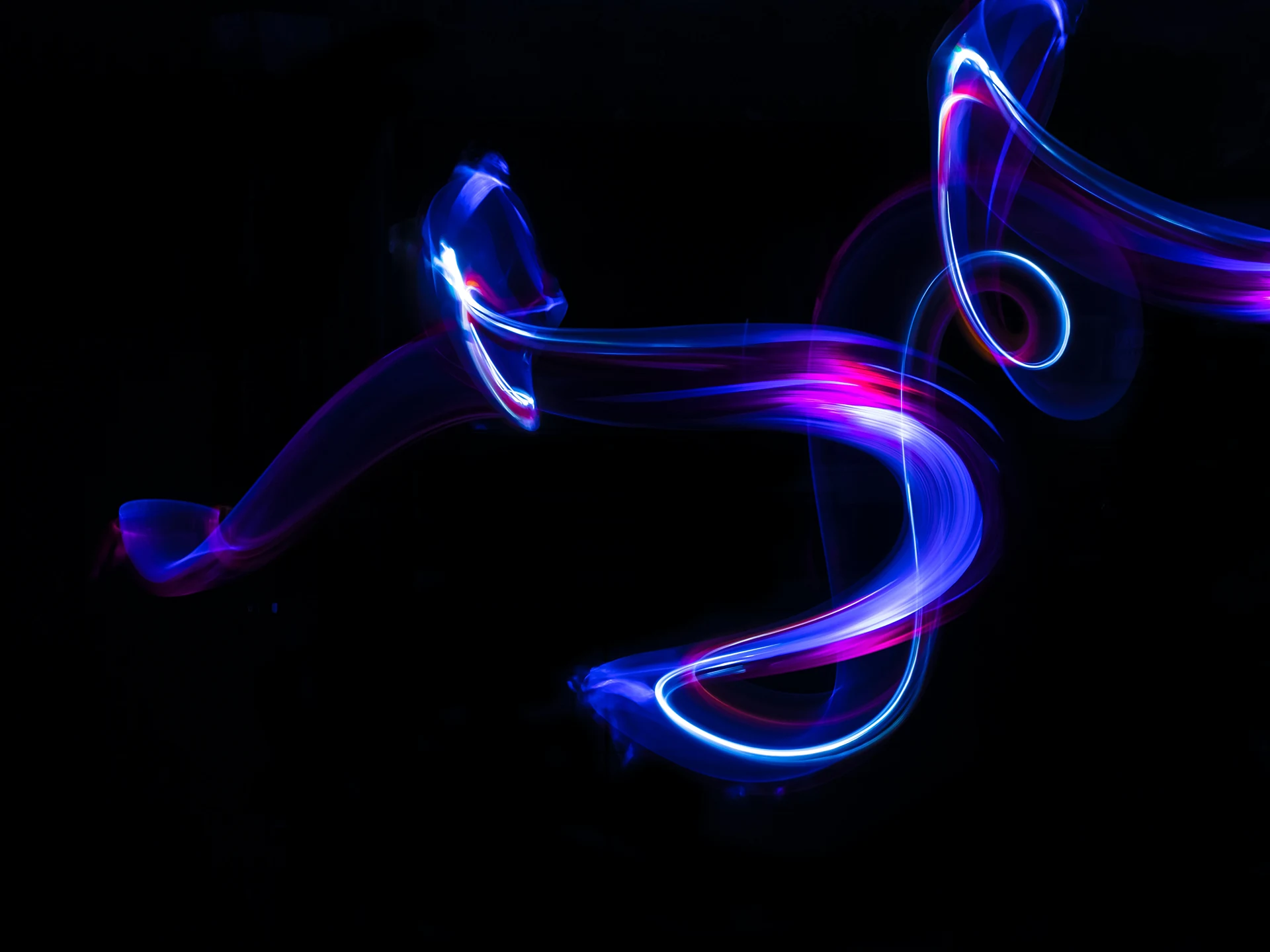 Formes abstraites de type lightpainting
